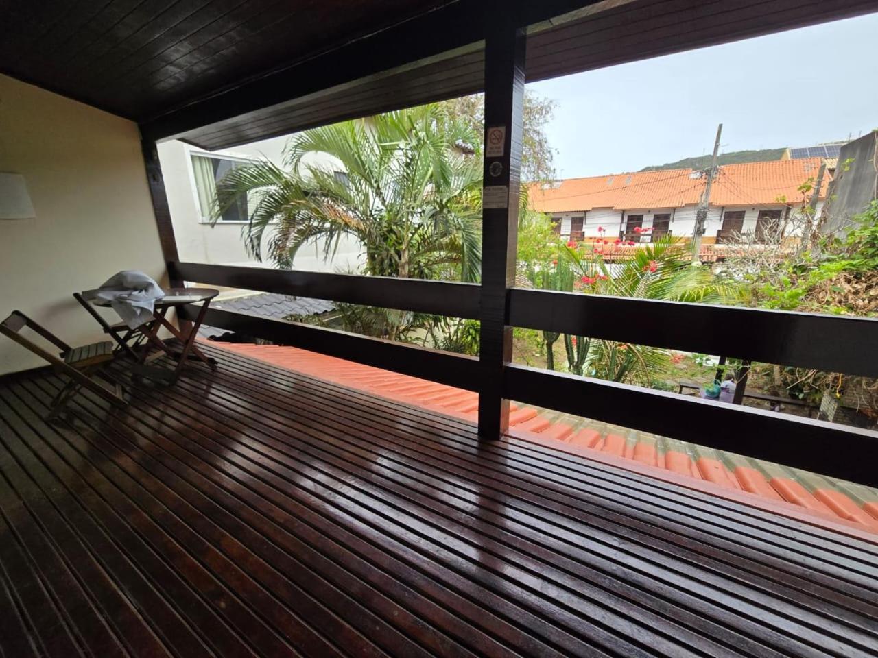 Praia Brava Hostel 2*